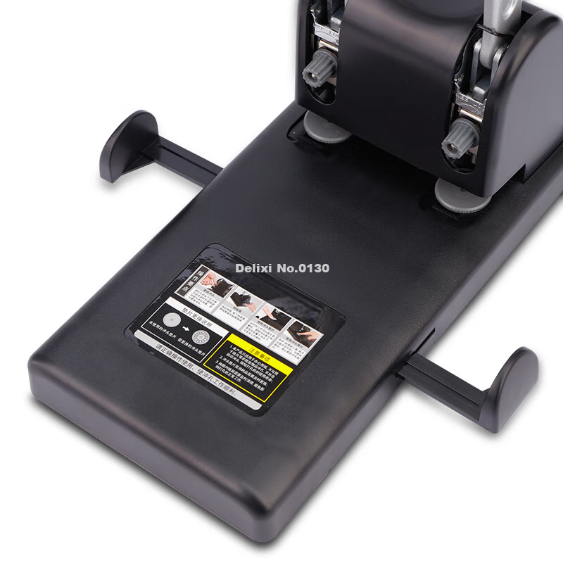 Deli 0130 Heavy-Duty Hole Puncher