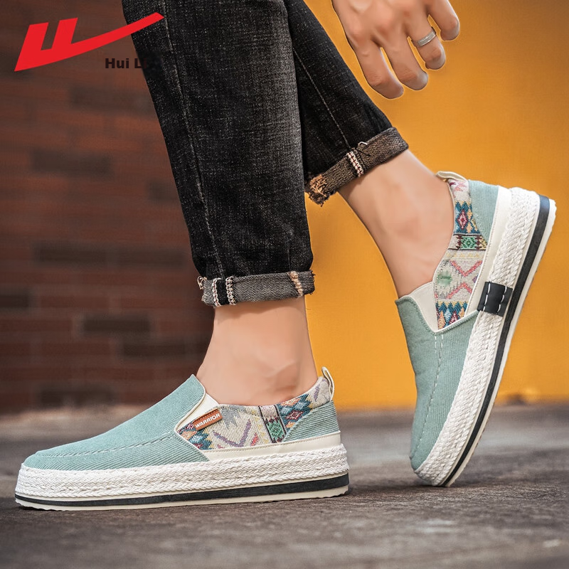 Warrior Official Men's Slip-On Shoes Summer New Soft Bottom Breathable Casual Shoes Men Lazy Canvas Shoes Men Green/Beige 42