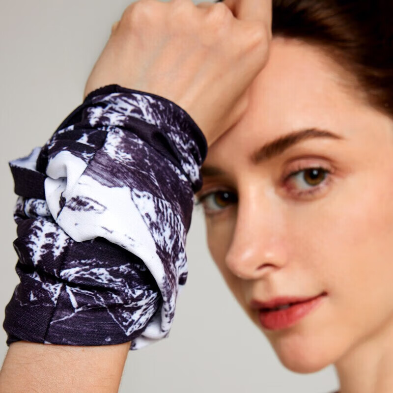 Flipbelt Running Face Mask, Neck Gaiter, Multi-Functional Headband, Windproof, D...