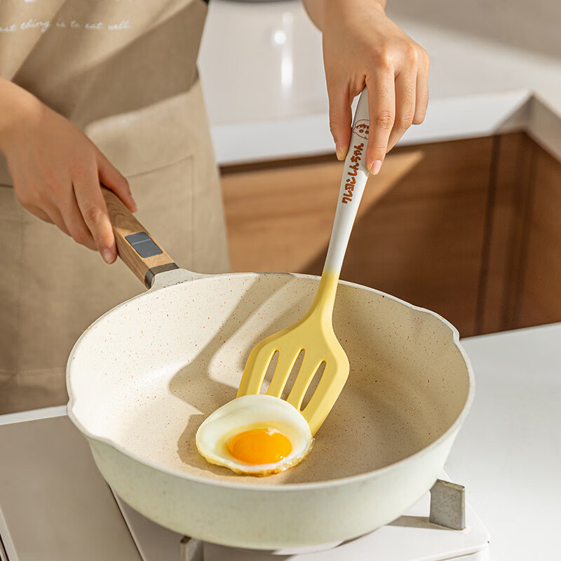 Modern Housewife [Crayon Shin-Chan] Silicone Spatula, Household Cooking And Soup...