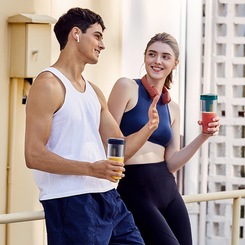 Morphy Richards Portable Juicer Cup, Wireless Charging Juicer, Mini Travel Blend...