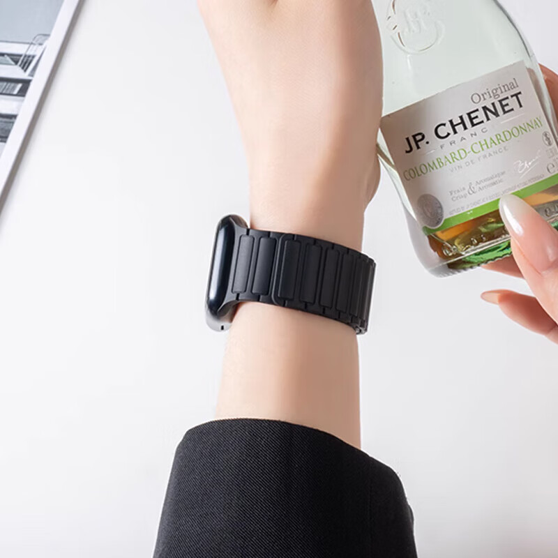 Magnetic Silicone Watch Band for Apple Watch Ultra2/iWatch S10/9/8/7/6/5/4/SE St...