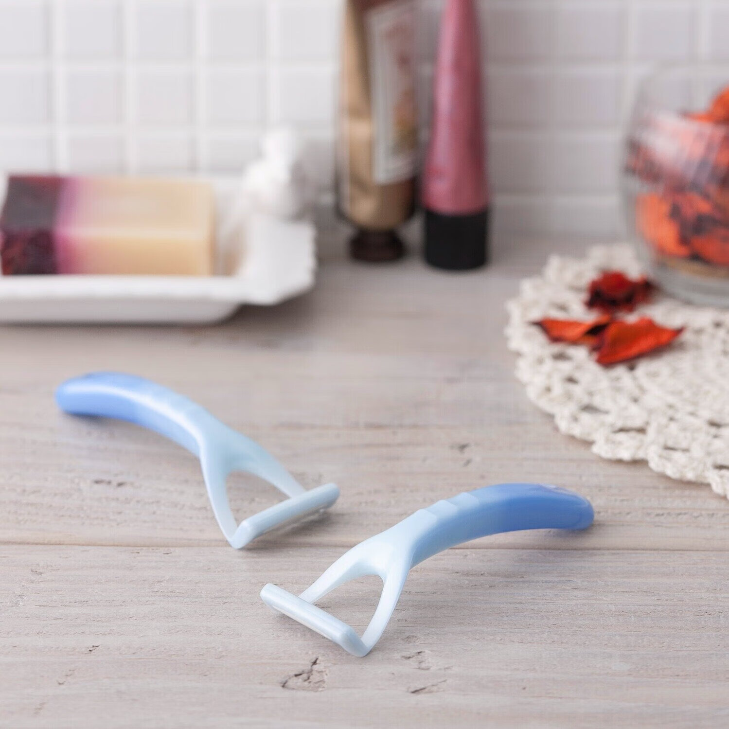 KAI Imported Blade, Hair Removal Razor, Intimate And Armpit Hair Shaver, Painless 2 Women's Blades