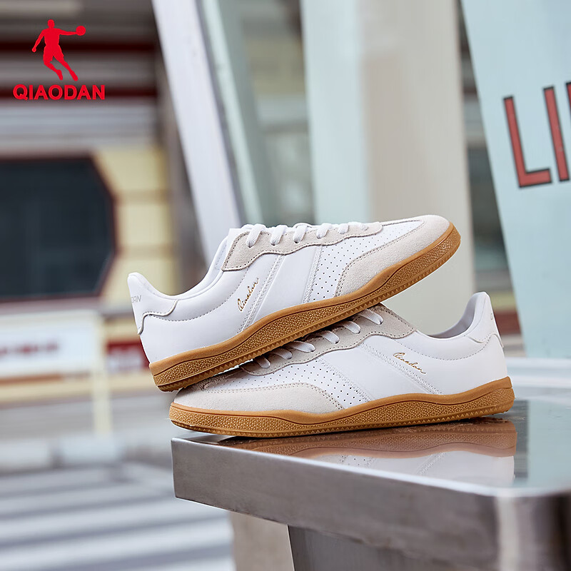 Jordan Women's Summer T-Toe Shoes with Wave Thin Sole Training Shoes Sports Shoes Classic Couple Dopamine Outfit