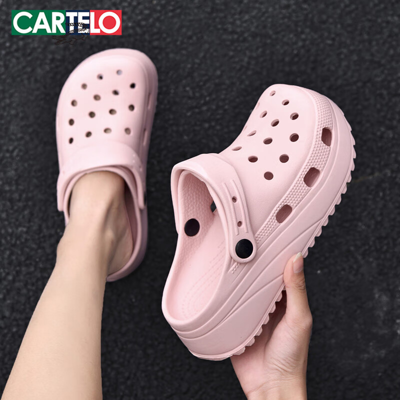 Cartelo Crocodile Perforated Shoes, Women's Sandals, Summer Casual Beach Shoes, Soft-Soled Slippers for Women, 0808 Pink, Size 35-36